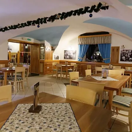 Veles Slovinská Bystrica