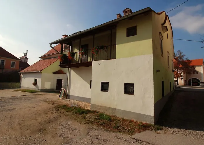 Guest house Veles 3*