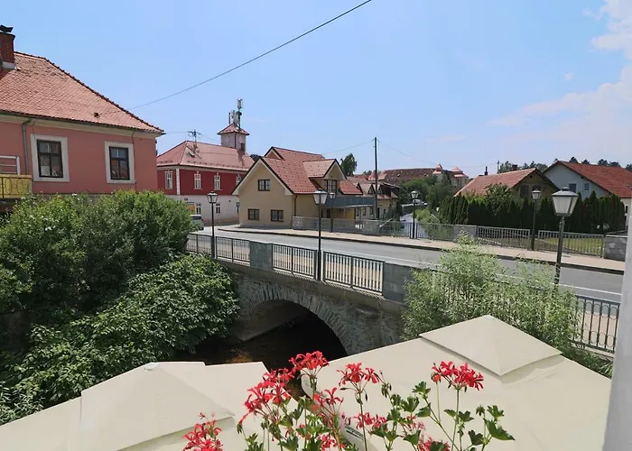 Veles Πανσιόν 3*